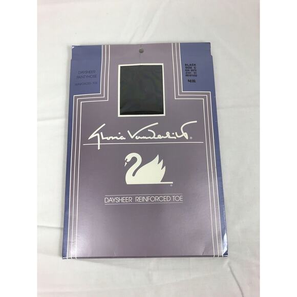 WOMENS GLORIA VANDERBILT REINFORCED TOE BLACK STOCKINGS‎ PANTYHOSE NYLONS SIZE C - Picture 1 of 3